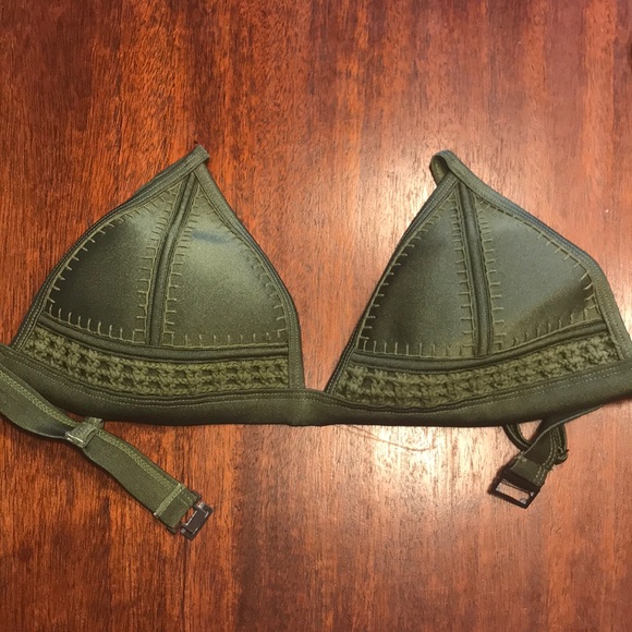 Triangl Bathing Suit Set - Picture 2 of 5